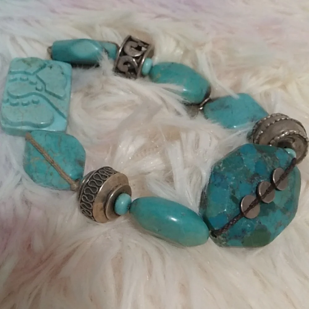 SALE! Silpada Retired Turquoise & Sterling Silver Stretch Bracelet B2162